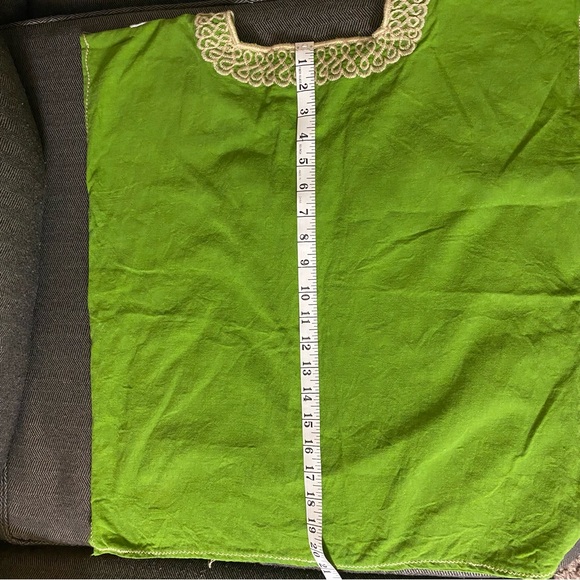 Authentic Mexican embroidered top - Picture 4 of 6